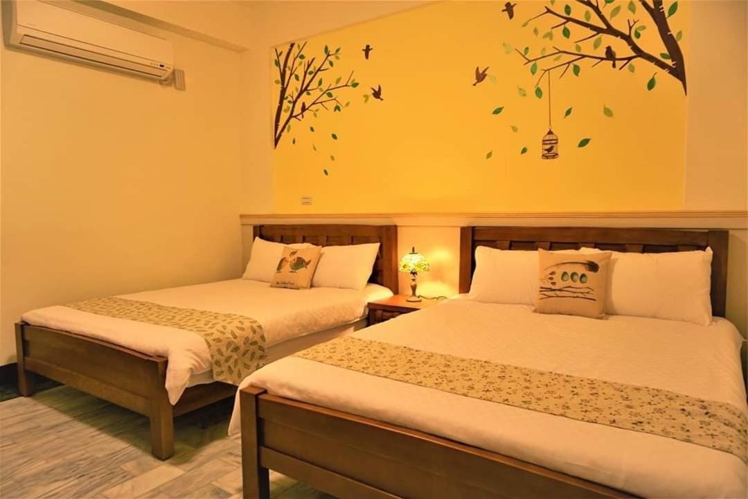 สเนล เทรล โฮเต็ล Bed & Breakfast Taitung ภายนอก รูปภาพ