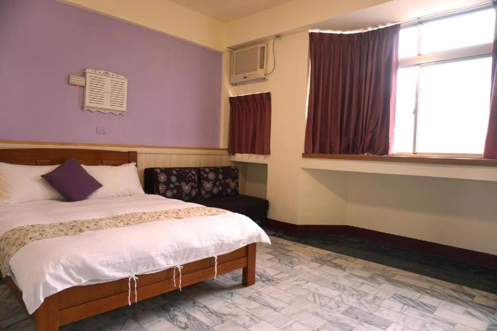 สเนล เทรล โฮเต็ล Bed & Breakfast Taitung ภายนอก รูปภาพ