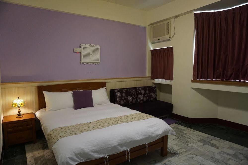 สเนล เทรล โฮเต็ล Bed & Breakfast Taitung ภายนอก รูปภาพ
